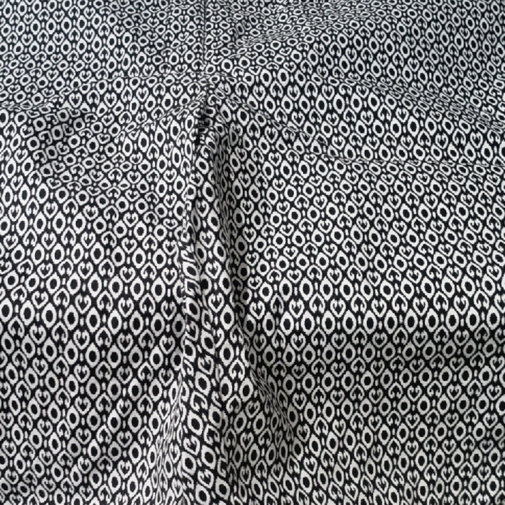Dana Buchman Black and White Geometric Duvet Cover